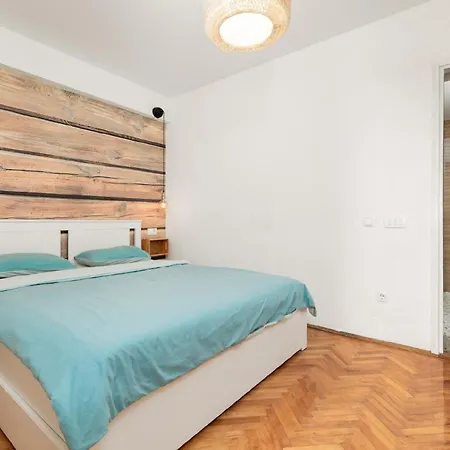 Apartmán Fuer 3 Personen Ca 30 Qm In Njivice, Kvarner Bucht Krk