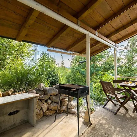 Fuer 3 Personen Ca 30 Qm In Njivice, Kvarner Bucht Krk Apartmán